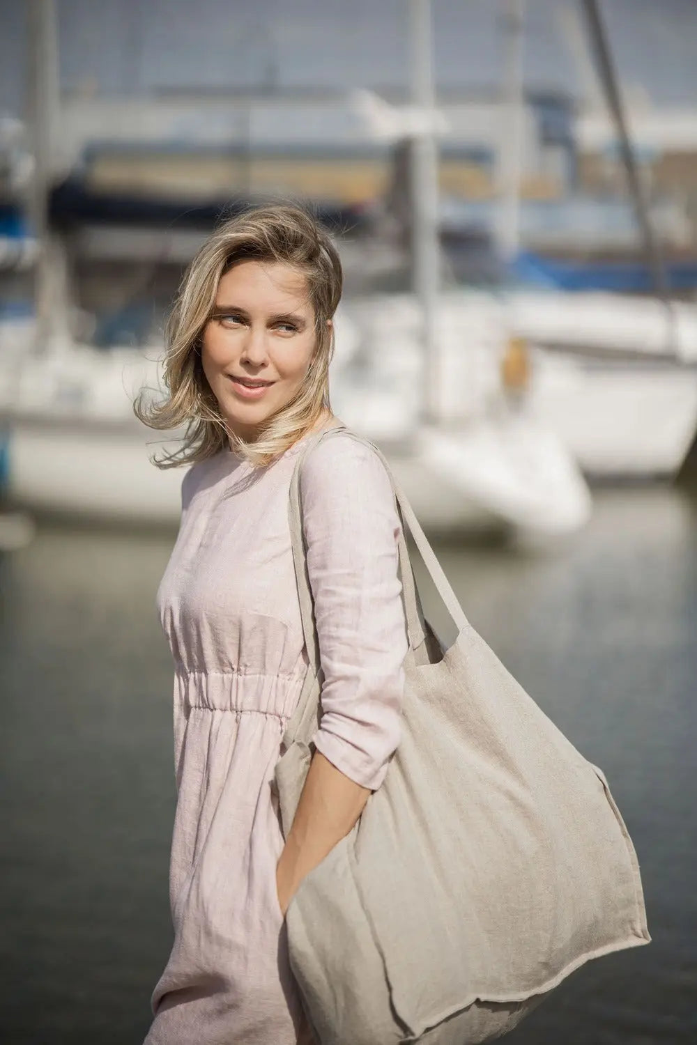 Lätt strandväska i linne – Mjuk tygväska