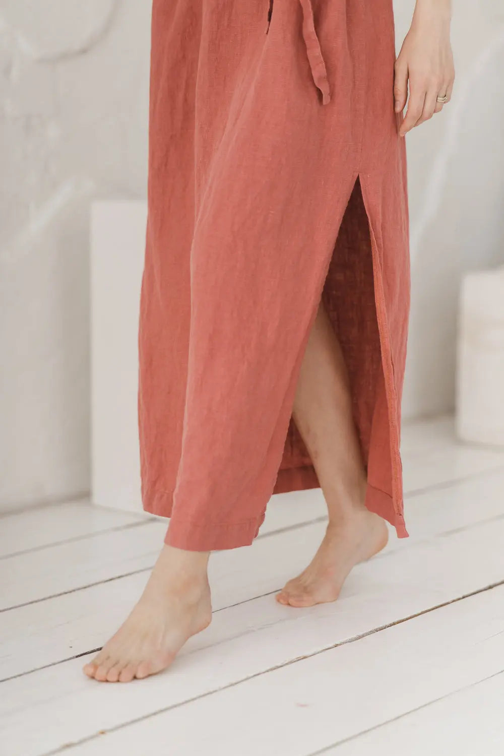 Epic Linen linen kaftan maxi dress, side slit detail