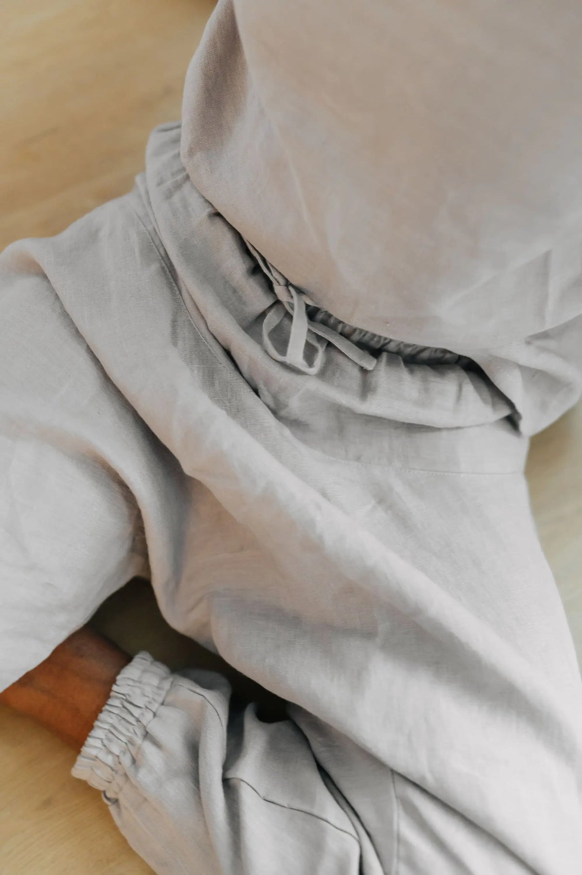 Yogabyxor i linne - Haremsbyxor med dragsko i midjan