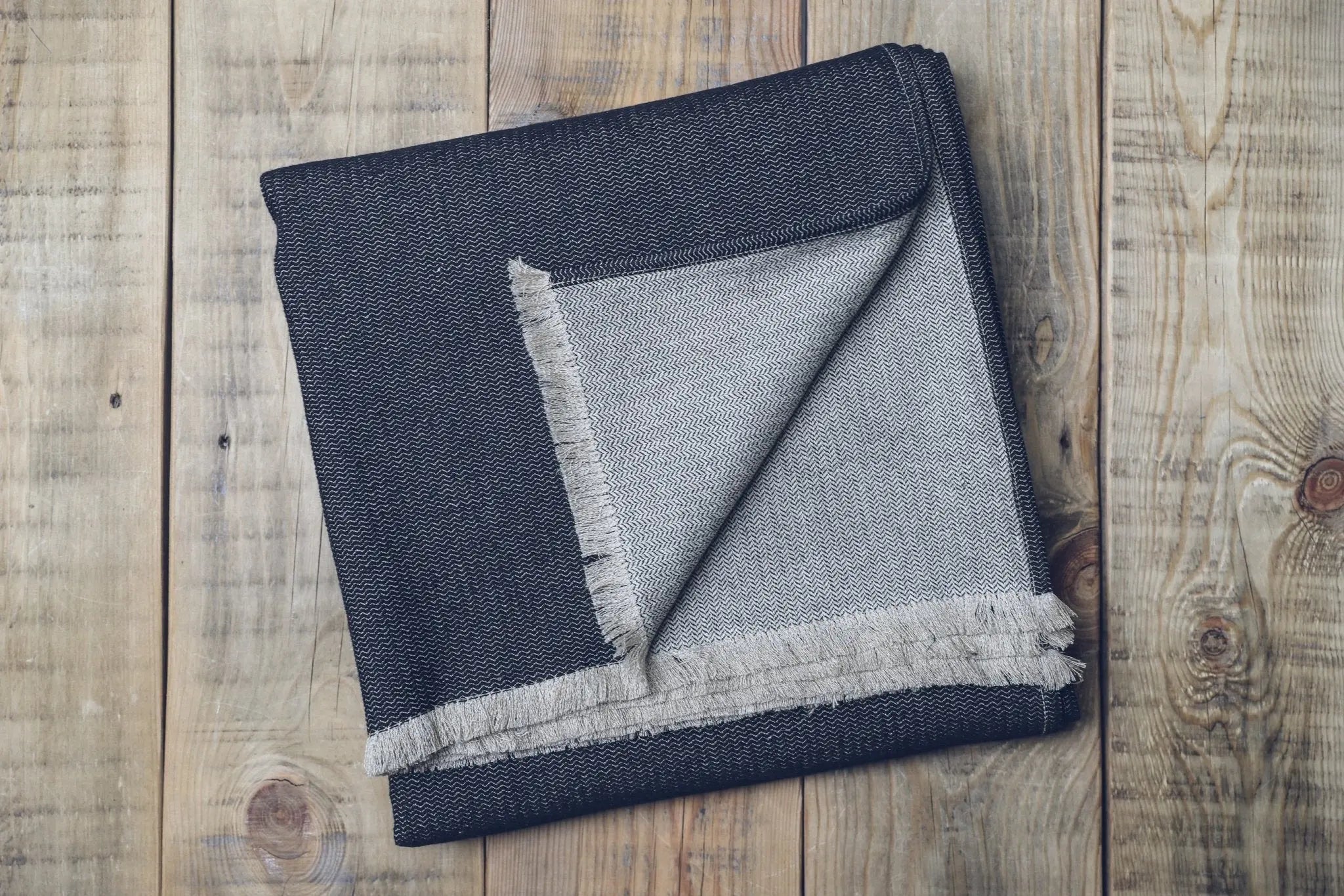 Linen Double-Sided Black Natural Throw Blanket - Epic Linen luxury linen